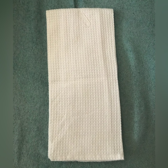 NWT White Snowman Hand Towel - Picture 2 of 2